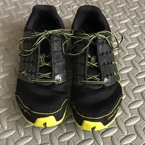 Inov-8 Bare-XF 210 Women 8.5.  Men 7.